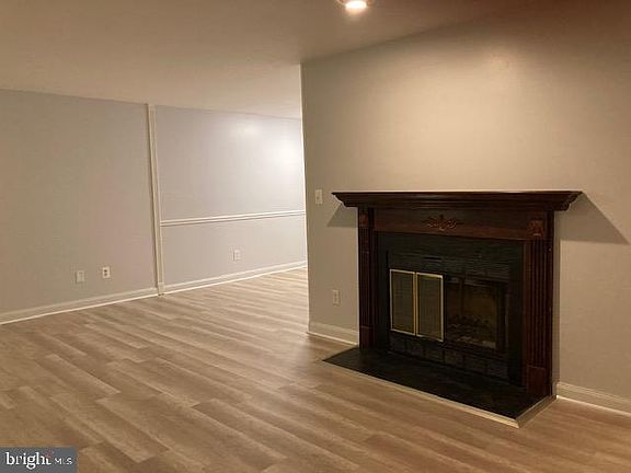 3rd image of 19903 Appledowre Cir #282