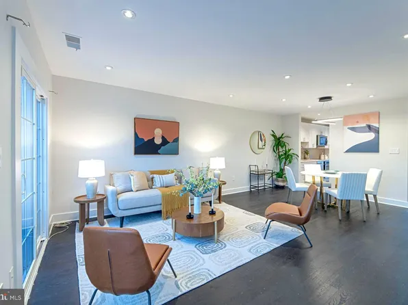 3243 Sutton Pl NW APT B, Washington, DC 20016