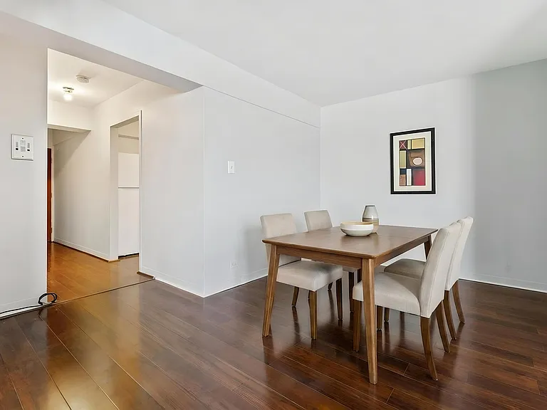 7337 S South Shore Dr #607 — Photo 3