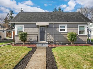 510 10th St SE, Puyallup, WA