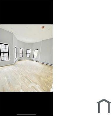 3rd image of 323 Bolton Ave #1A
