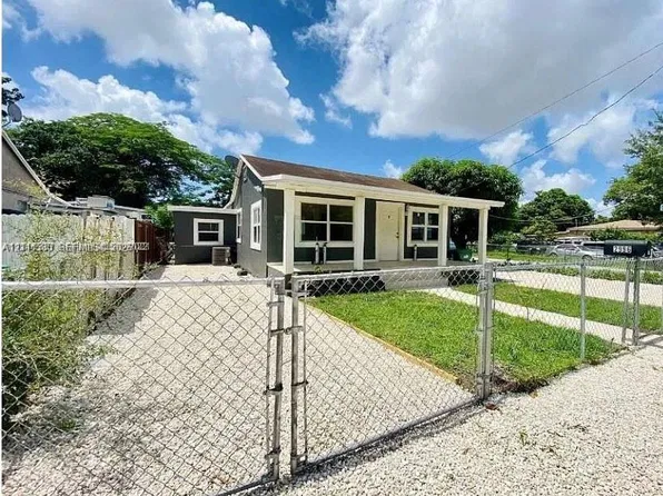 2996 NW 93rd St, Miami, FL