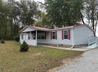 410 W Jackson St, Edwardsport, IN 47528