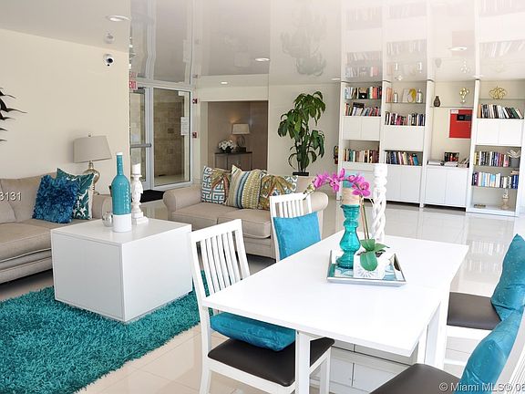 4th image of 220 Kings Point Dr APT 206