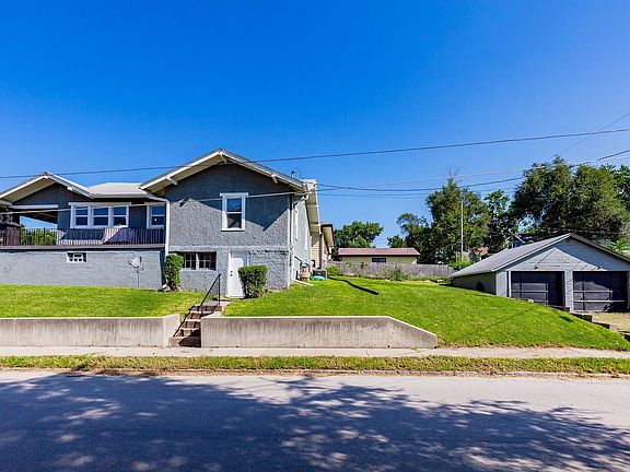 4th image of 3101 4th St