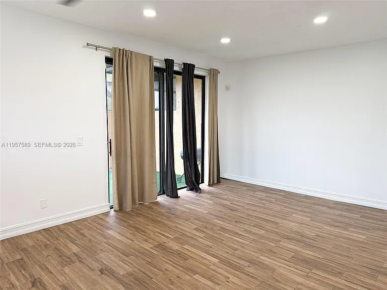 9151 Orchid Tree Ln #131 — Photo 10