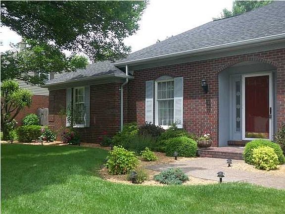3rd image of 4520 Cromwell Dr