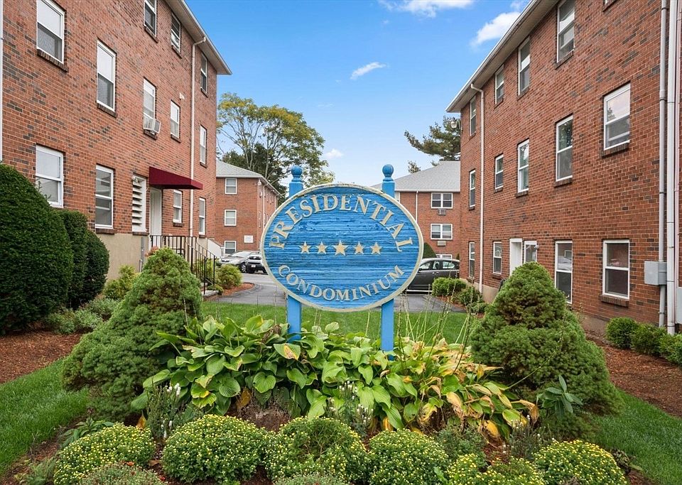 1st image of 35 Montvale Ave APT 3