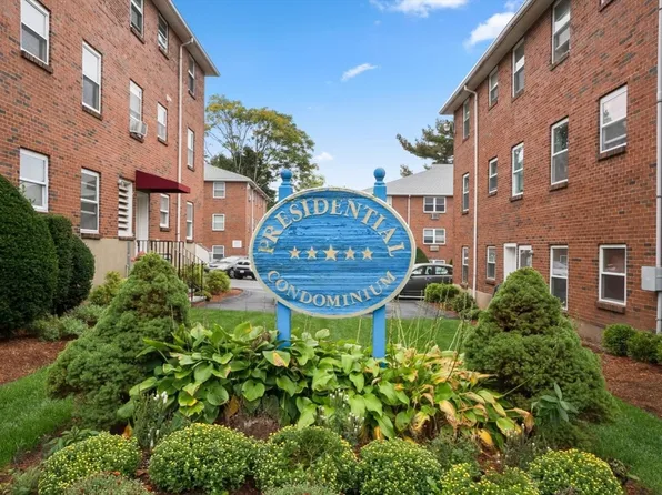 35 Montvale Ave APT 3, Woburn, MA 01801