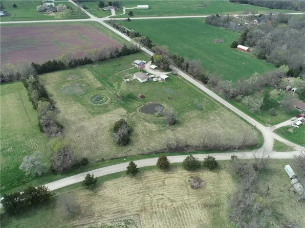 22755 W 251st St, Paola, KS 66071