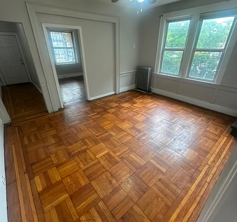 54 Hillside Ave #54L