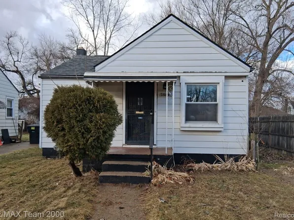 20445 Pinehurst St, Detroit, MI 48221