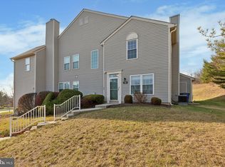 242 Cobblestone Ct, Collegeville, PA 19426