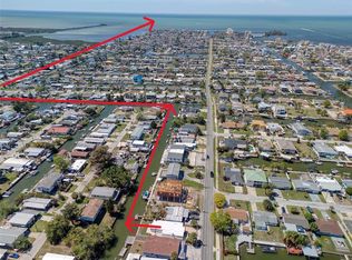 6820 Sea Ranch Dr, Hudson, FL 34667