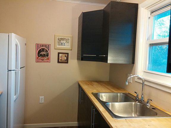 5th image of 2071 Garden Cir