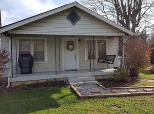 56 English Rd, Candler, NC 28715