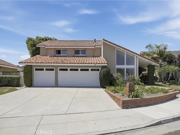 8832 Arcel Cir, Huntington Beach, CA 92646