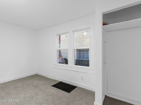 louisville-kentucky-73664618 picture