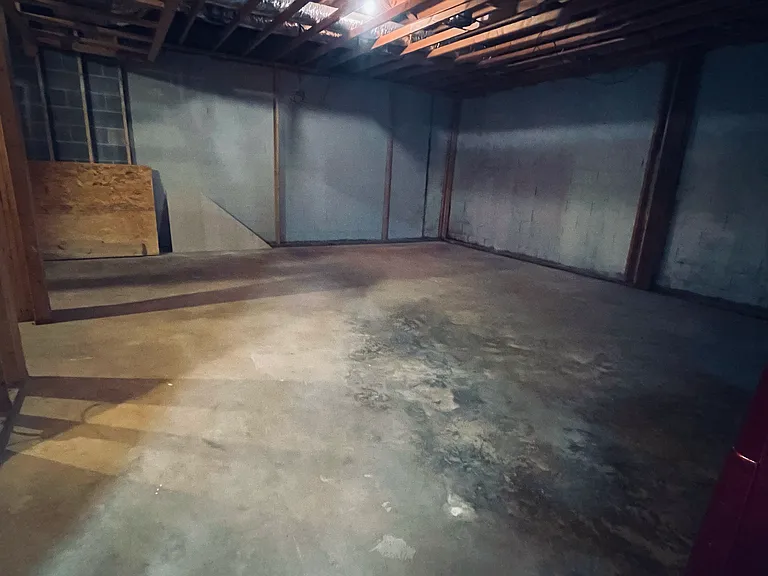 500 Crestview Ln — Photo 28