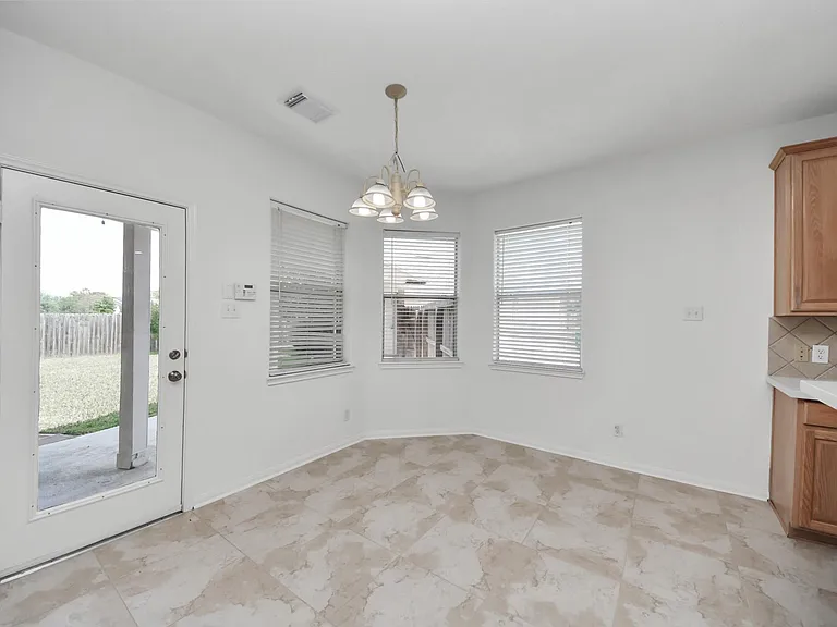 4230 Waterwood Dr — Photo 11