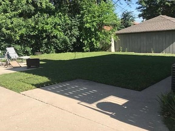 4th image of 5846 Sunrise Ave APT 1