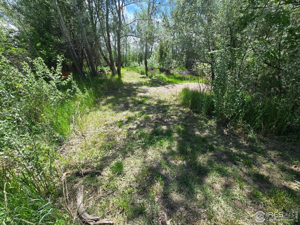 2001 W Prospect Rd