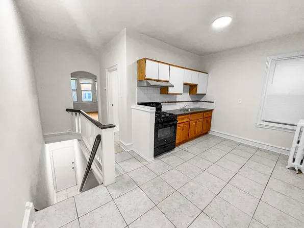 4832 N Camac St Floor 2, Philadelphia, PA 19141