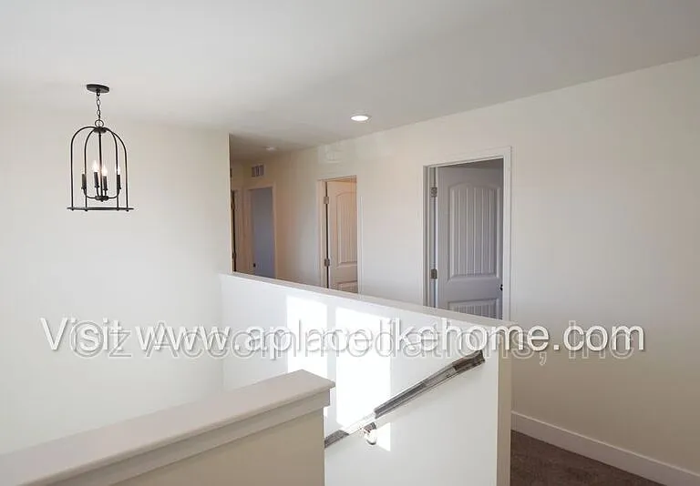 4008 NW 95th Ter — Photo 17