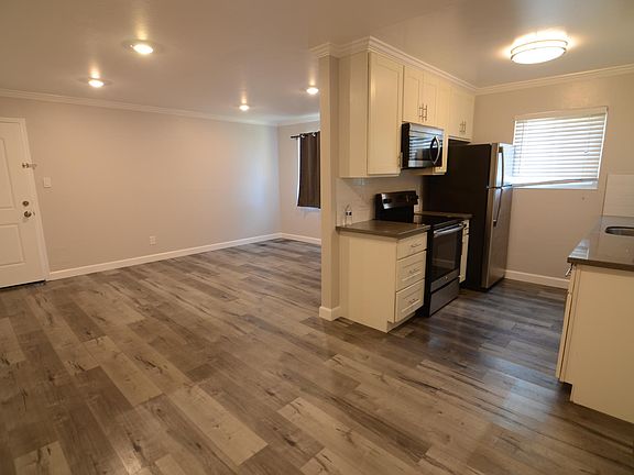 2nd image of 210 Armour Ave APT 1