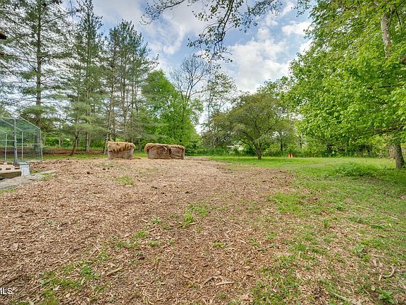 52nd image of 147 Britton Ln