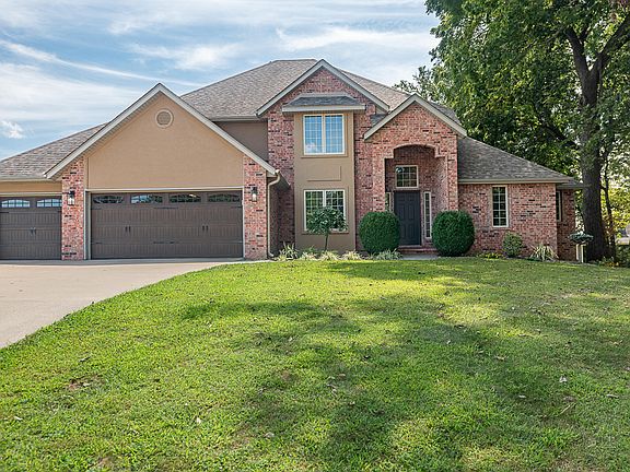 3rd image of 452 Mockingbird Ridge