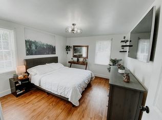 122 Florida Dr, New Kensington, PA
