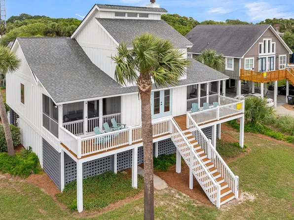 1305 Palmetto Blvd, Edisto Island, SC 29438