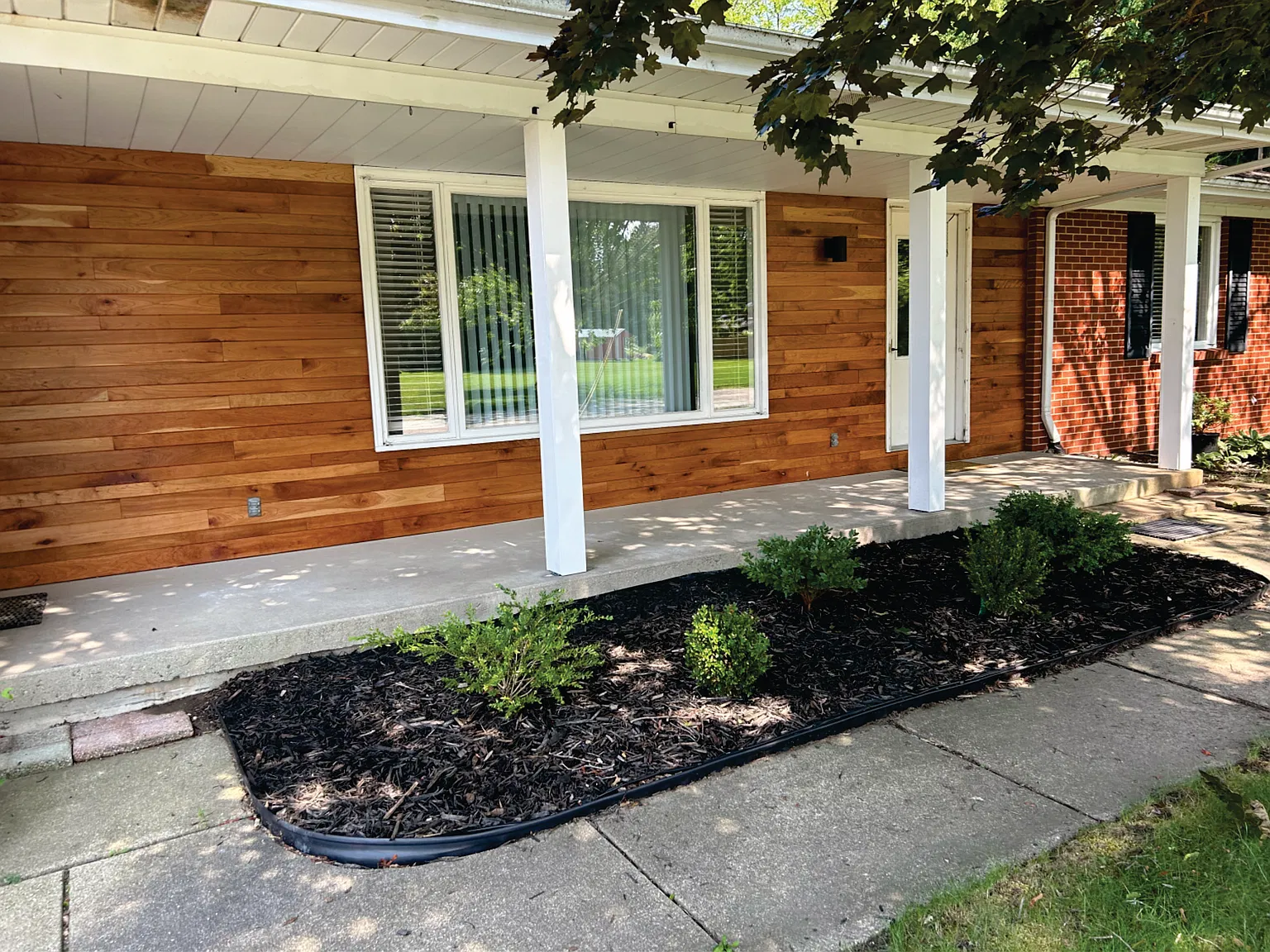 272 Vine St SE — Photo 3