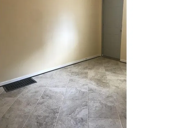 1207 N Luzerne Ave, Baltimore, MD 21213