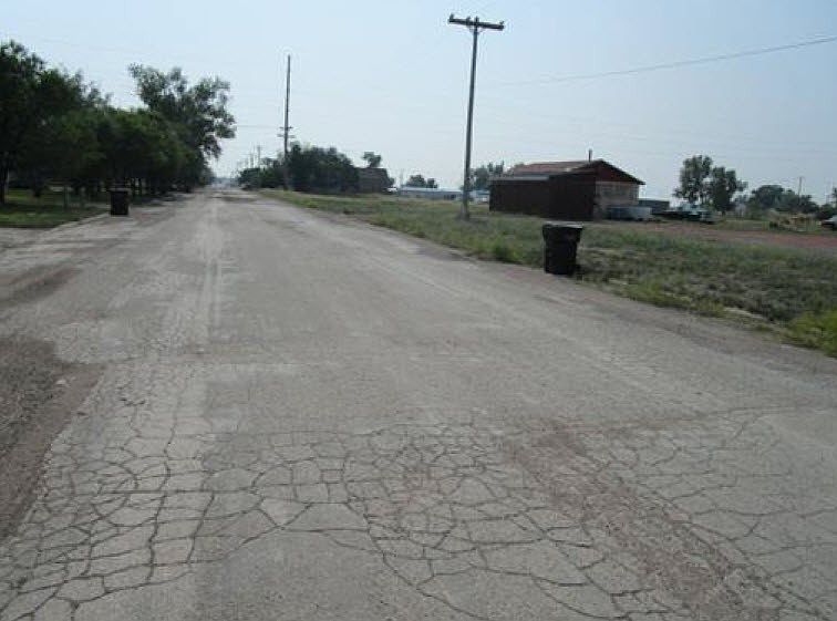 2nd image of 442 1st St