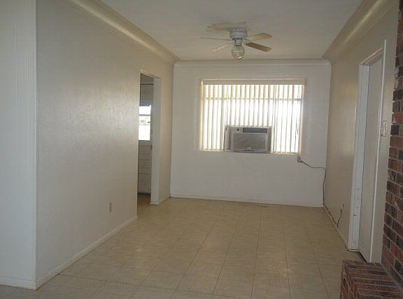 3rd image of 4303 Leddy Dr