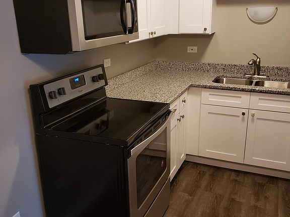 5th image of 17544 71st Ave APT 103