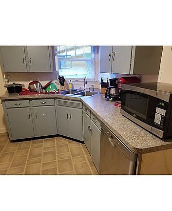 5th image of 206 W Washington St