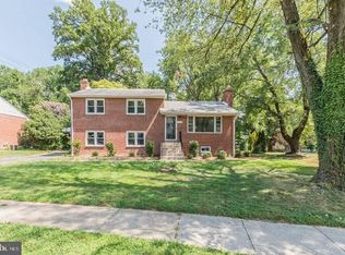 4261 Berritt St, Fairfax, VA 22030