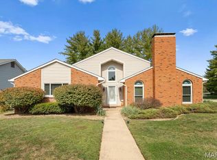 201 Oxford Ave, Fairview Heights, IL 62208