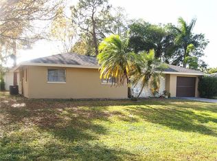 1009 Rose Way, Naples, FL 34104