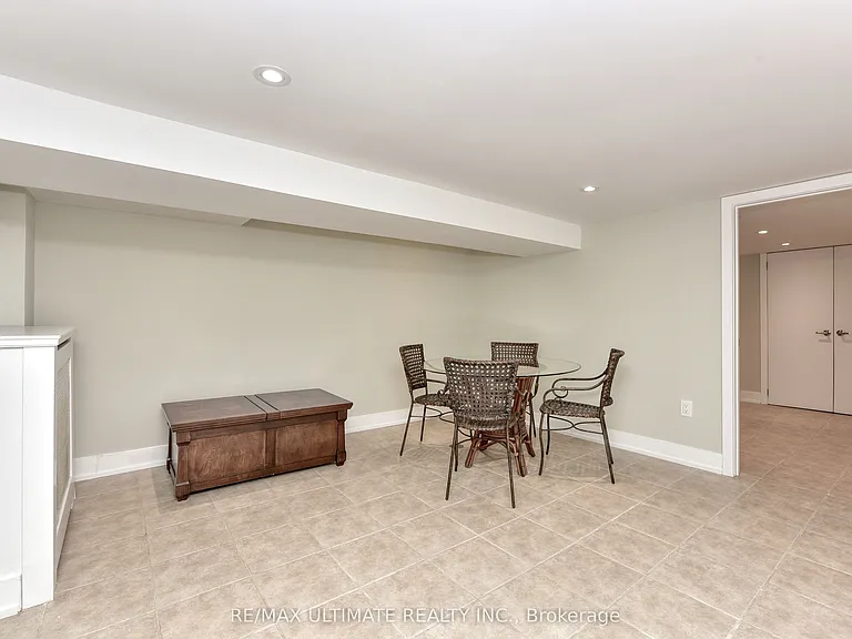 9 Southview Ave #BASEMENT — Photo 8
