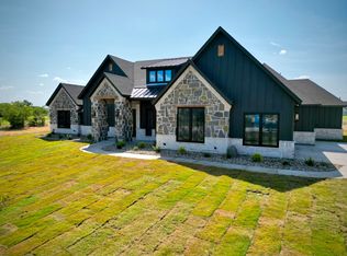 1328 Eagle Dr, Weatherford, TX 76085