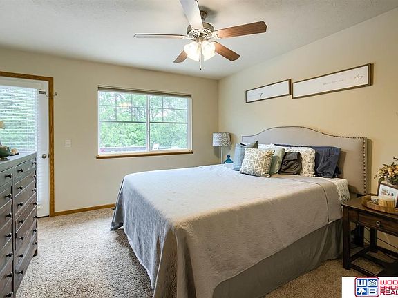 5th image of 629 Carlton Dr