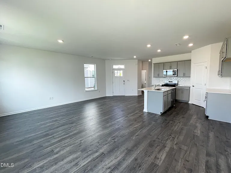 7424 Bourbon Briar Dr — Photo 7