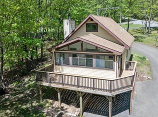 660 Watercrest Ave, Effort, PA 18330