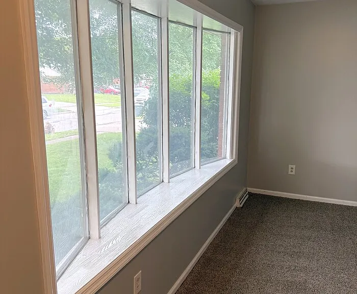 1862 Hampstead Dr — Photo 4