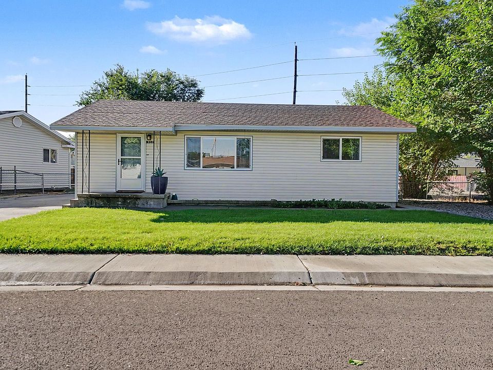 1st image of 932 Laura Ave