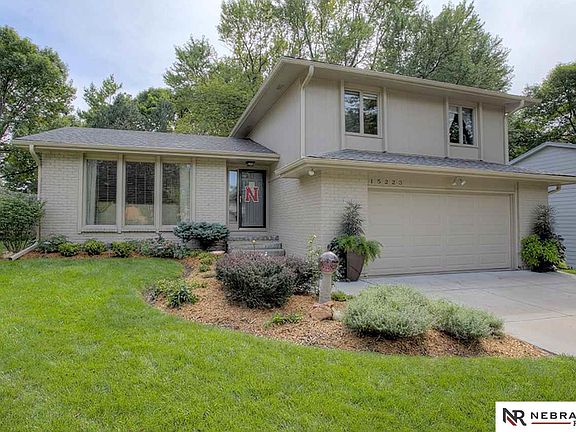 2nd image of 15223 Harney Cir